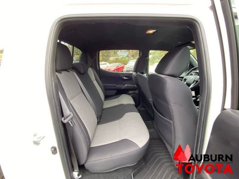 Used 2023 Toyota Tacoma TRD Off-Road w/ Technology Package AWD/4WD image 16