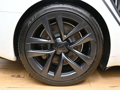 Used 2022 Tesla Model S AWD/4WD image 44