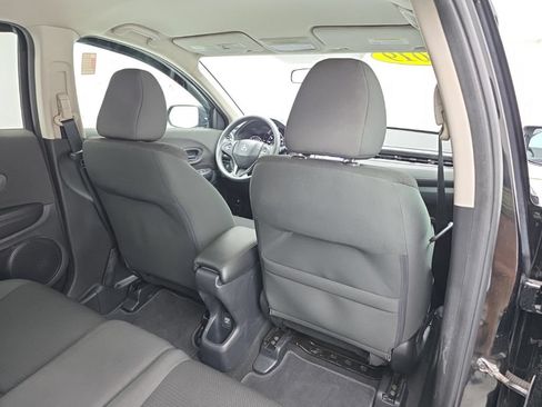 Used 2019 Honda HR-V LX image 40