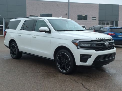 Used 2024 Ford Expedition Max Limited image 2