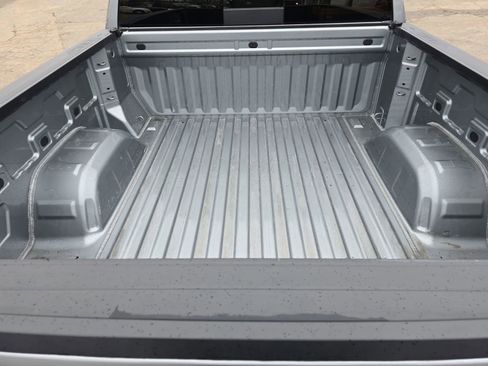 Used 2024 GMC Sierra 1500 SLT w/ SLT Premium Package image 15