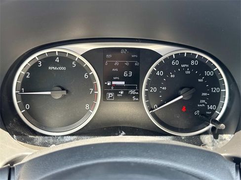 New 2025 Nissan Kicks Play S image 31