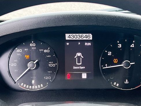 Used 2023 RAM ProMaster 2500 image 23