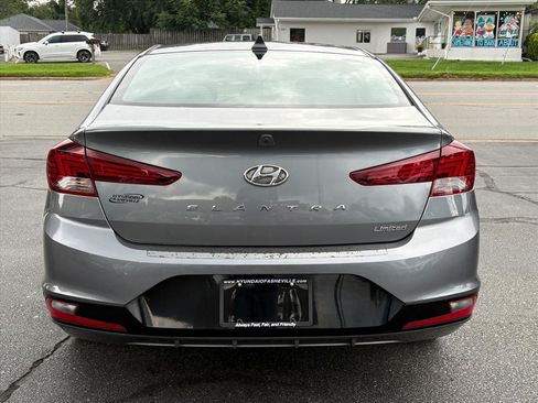 Used 2019 Hyundai Elantra Limited w/ Cargo Package FWD image 4