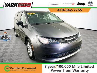 Certified 2023 Chrysler Voyager LX