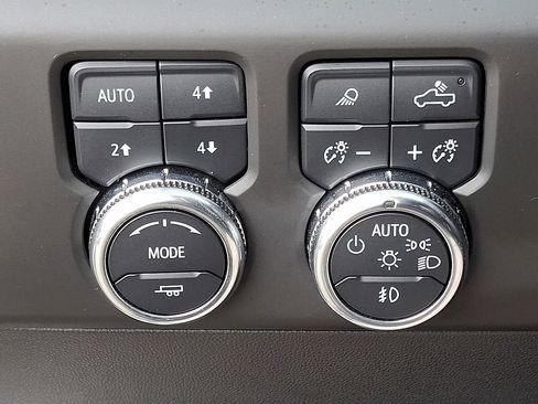 Used 2024 GMC Sierra 1500 Denali AWD/4WD image 29