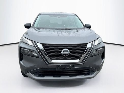 Used 2023 Nissan Rogue S AWD/4WD image 2