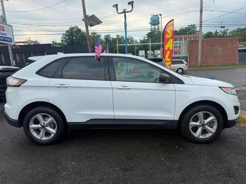 Used 2018 Ford Edge SE AWD/4WD image 3