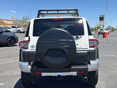 Used 2014 Toyota FJ Cruiser 4WD w/ Upgrade Package image 7