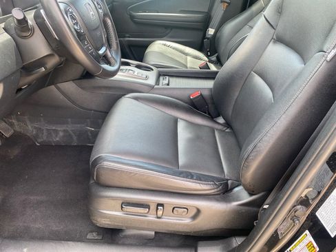Certified 2023 Honda Ridgeline RTL image 11