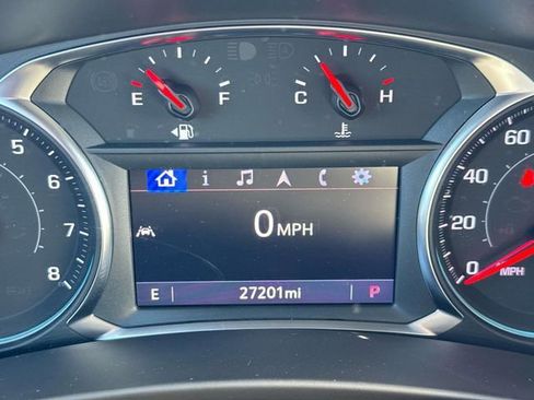 Used 2023 Chevrolet Equinox RS w/ RS Leather Package image 31