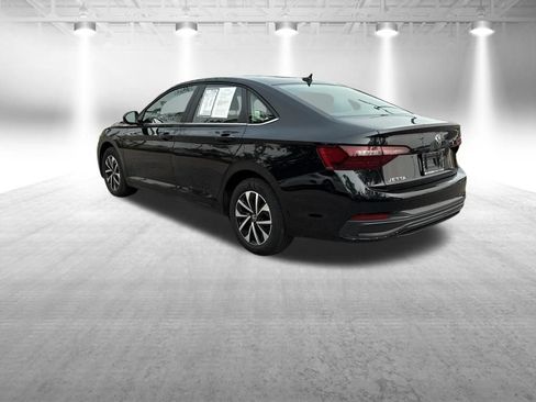 Used 2024 Volkswagen Jetta S FWD image 3
