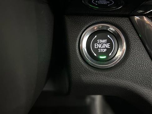 New 2025 Buick Envista Avenir image 38