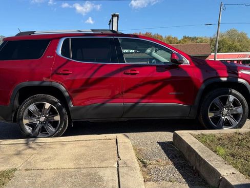 Used 2019 GMC Acadia SLT image 5