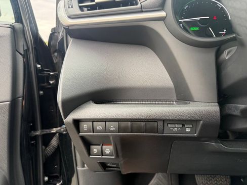 Used 2023 Toyota Sienna XSE w/ XSE Plus Package AWD/4WD image 21