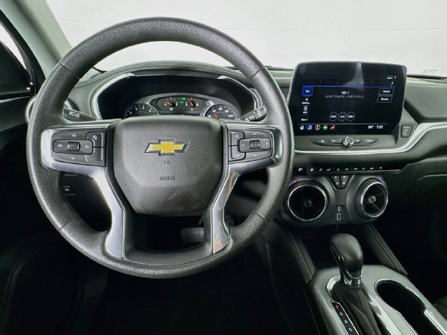 Used 2023 Chevrolet Blazer LT w/ Driver Confidence Package FWD image 10
