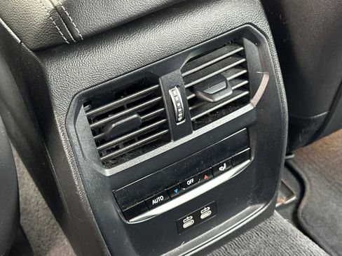 Used 2023 BMW i4 eDrive40 w/ M Sport Package image 13