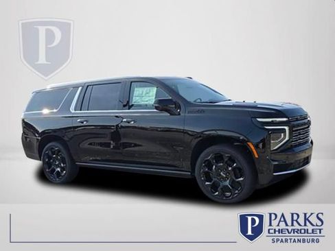New 2026 Chevrolet Suburban High Country AWD/4WD image 1
