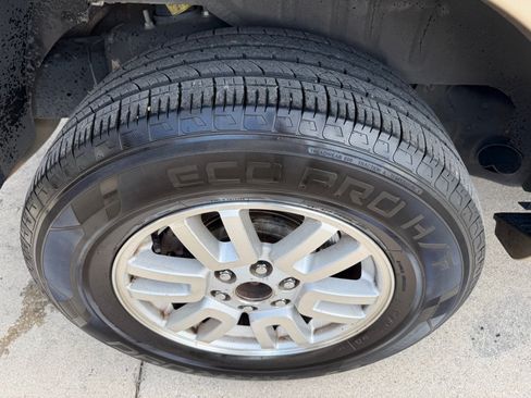 Used 2012 Ford Expedition King Ranch RWD image 32