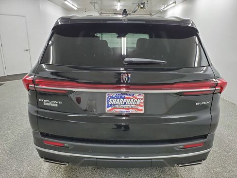 Used 2025 Buick Enclave Preferred image 5