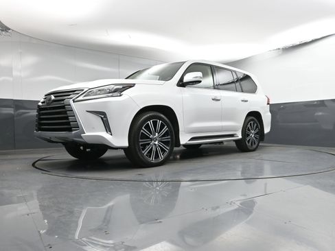 Used 2019 Lexus LX 570 4WD image 33