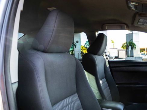 Certified 2017 Toyota Camry LE image 20