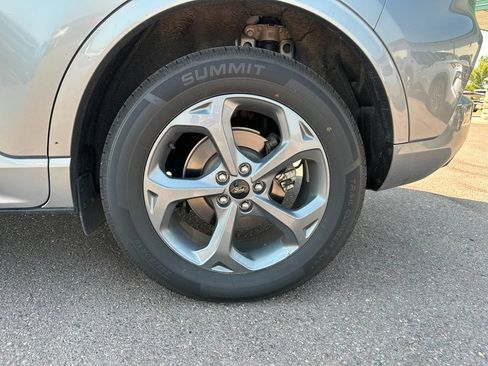 Used 2024 Ford Escape ST-Line AWD/4WD image 39