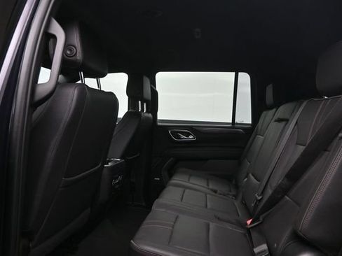 Used 2023 Chevrolet Suburban RST RWD image 11