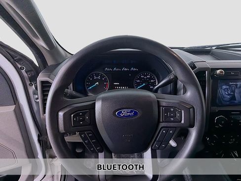 Used 2022 Ford F250 XL w/ Power Equipment Group image 4