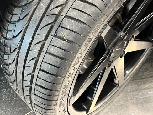 Used 2010 Cadillac CTS Sedan image 40