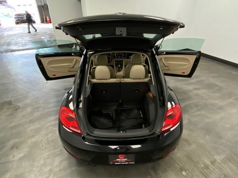 Used 2014 Volkswagen Beetle 2.5 image 44