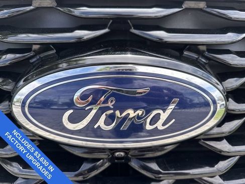 Used 2023 Ford Explorer ST-Line w/ Class IV Trailer Tow Package RWD image 10