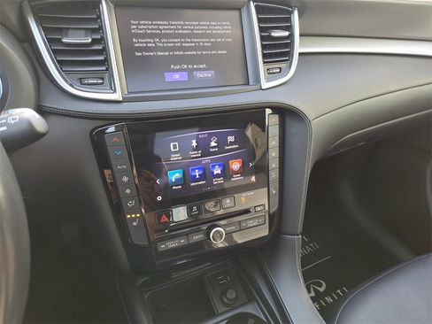 Used 2019 INFINITI QX50 Luxe w/ Navigation Package image 14