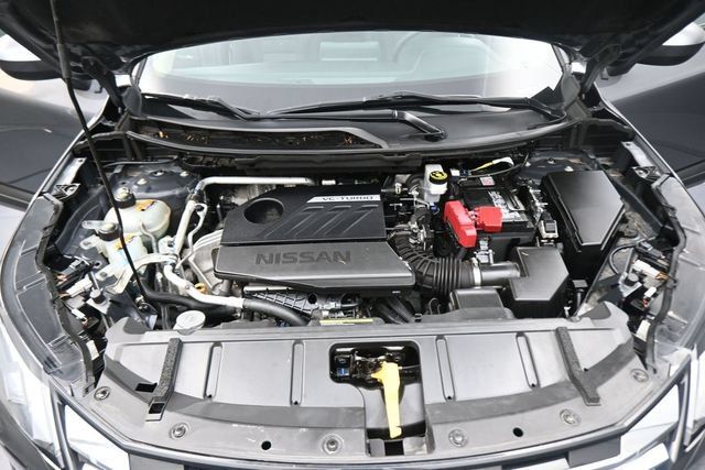 Used 2024 Nissan Rogue SV AWD/4WD image 12