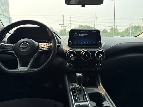 Used 2022 Nissan Sentra SV w/ Trunk Package FWD image 11