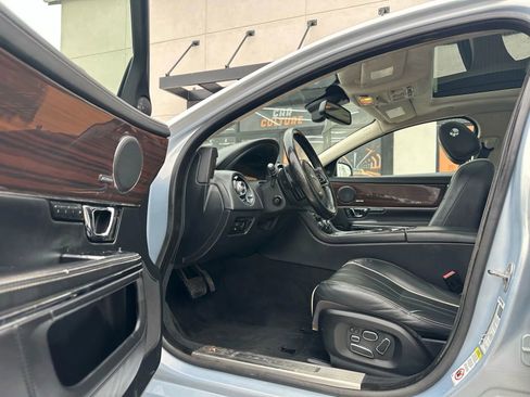Used 2014 Jaguar XJ L Portfolio image 10