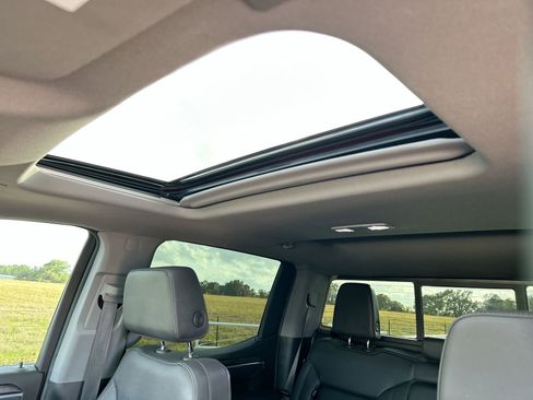 Used 2025 Chevrolet Silverado 1500 LTZ w/ LTZ Premium Package image 22