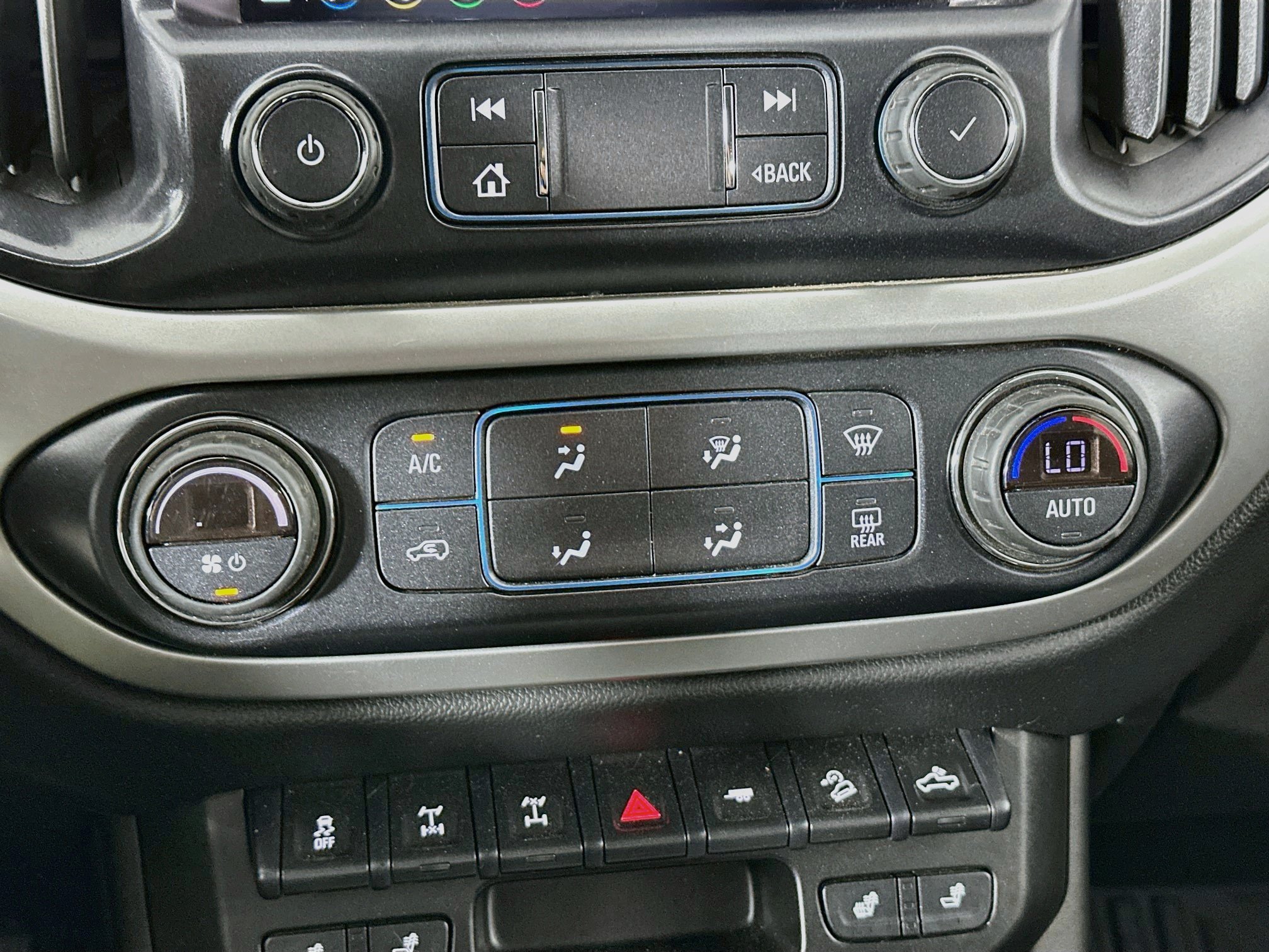 Used 2021 Chevrolet Colorado ZR2 AWD/4WD image 22