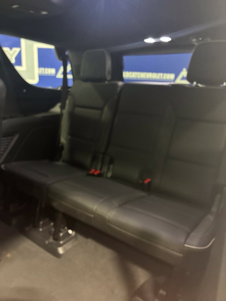 Used 2021 GMC Yukon SLT w/ SLT Premium Package AWD/4WD image 37
