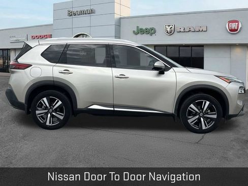Used 2021 Nissan Rogue SL w/ Premium Package FWD image 8