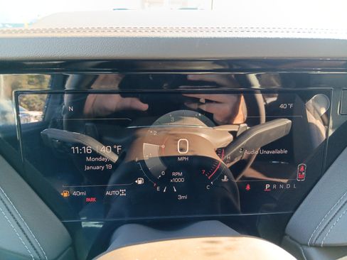 New 2026 GMC Yukon XL Elevation image 10