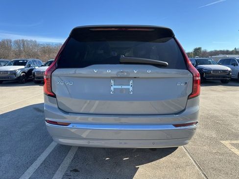 New 2026 Volvo XC90 B6 Plus w/ Protection Package Premier image 6