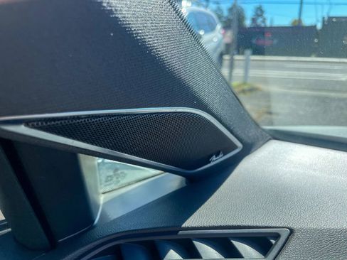 Used 2015 Volkswagen GTI SE image 36