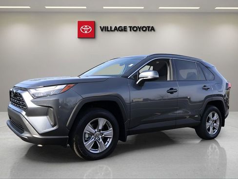 Certified 2025 Toyota RAV4 XLE w/ Convenience Package image 1