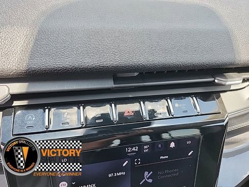 Certified 2023 Jeep Grand Cherokee Laredo image 27