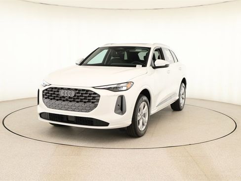 New 2025 Audi Q5 Premium image 12