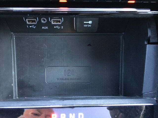 Certified 2025 Jeep Grand Cherokee L Limited w/ Luxury Tech Group II AWD/4WD image 20