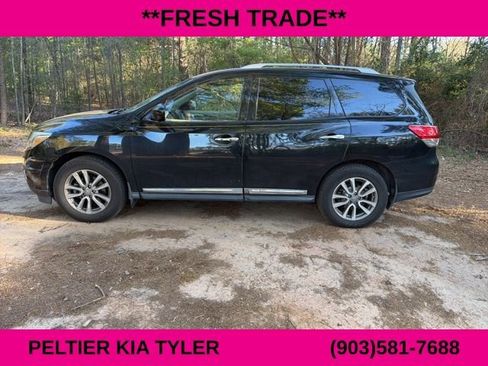 Used 2016 Nissan Pathfinder SL w/ SL Tech Package image 7