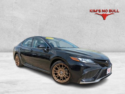 Certified 2023 Toyota Camry XSE image 1