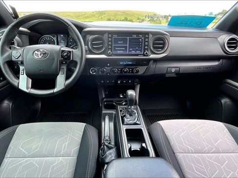 Used 2023 Toyota Tacoma TRD Sport w/ Advanced Technology Package AWD/4WD image 8